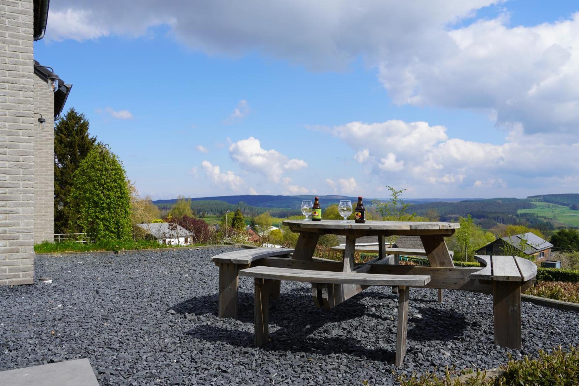 "Petite Perle En Haute Ardenne" Avec Vue Sur La Vallee, Cabine Infra-Rouge Et Bain Balneo Lierneux Kültér fotó